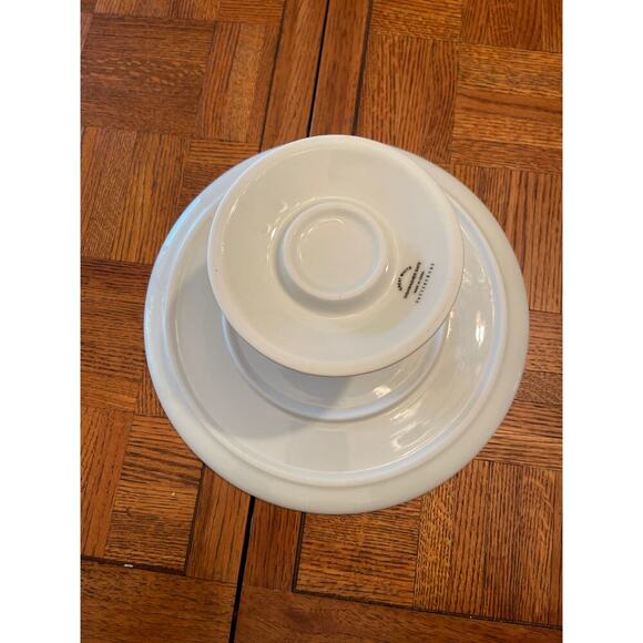Pottery Barn Great White Cake Stand - Picture 7 of 7